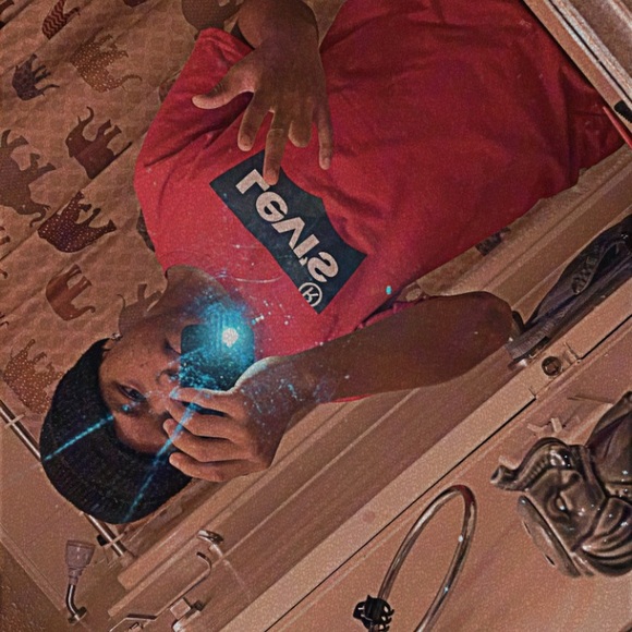 Meet your Posher, Jaylen - Picture 1 of 1